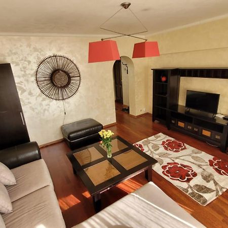 Downtown Top Apartments Bukarest Kültér fotó