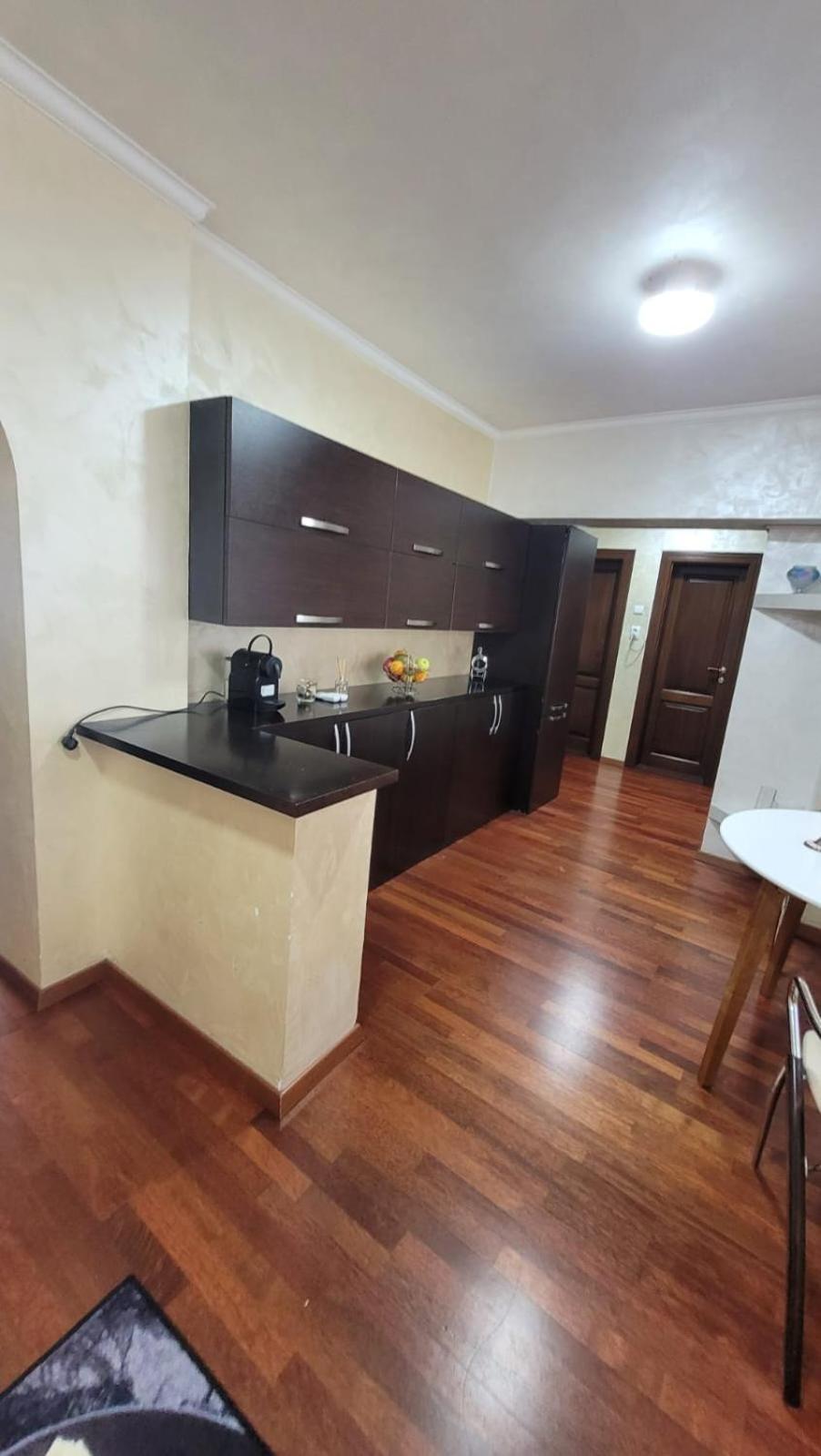 Downtown Top Apartments Bukarest Kültér fotó