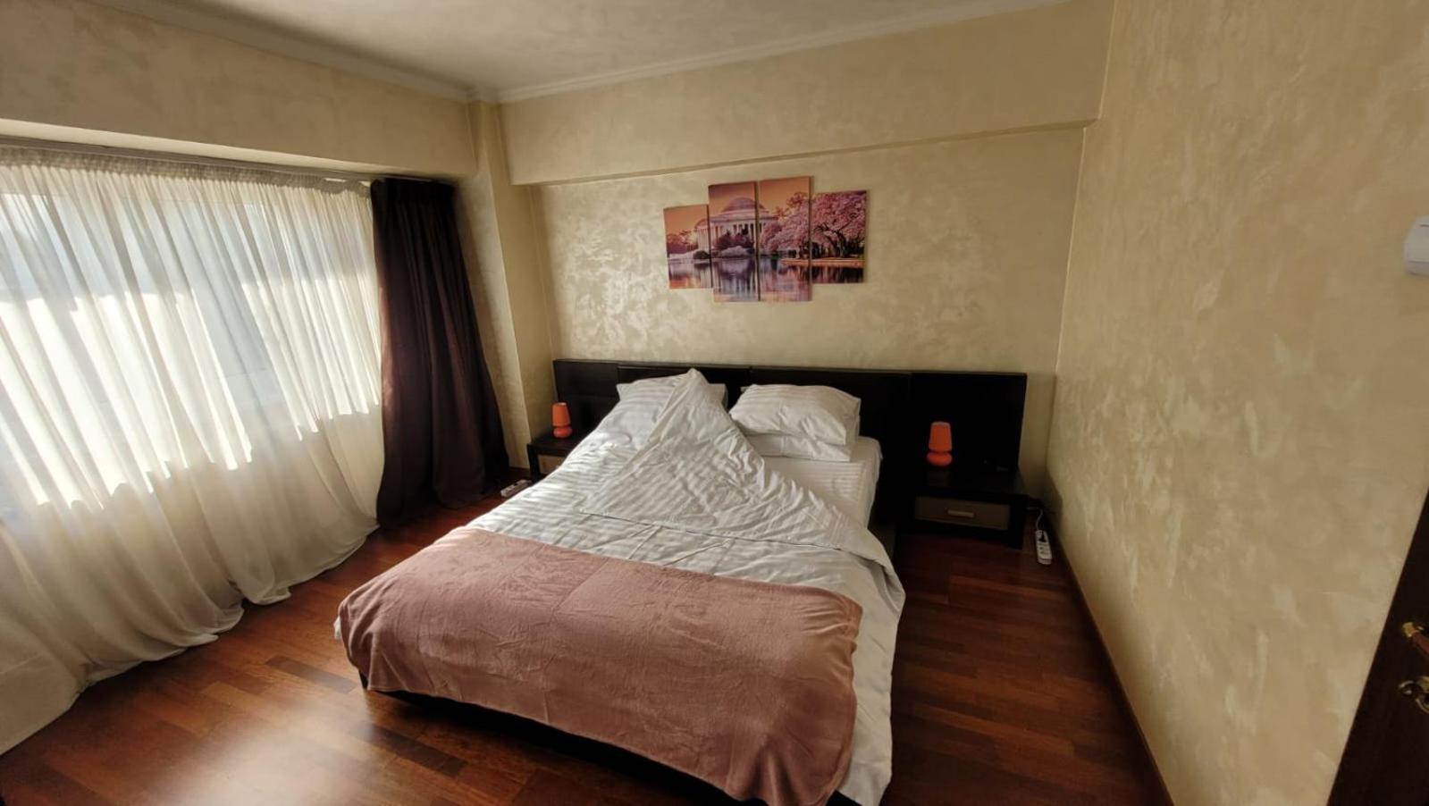 Downtown Top Apartments Bukarest Kültér fotó